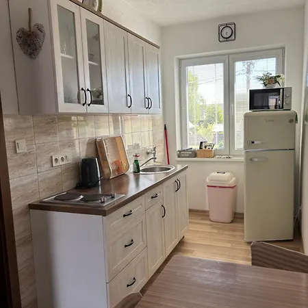 Hétvégi ház U Albina